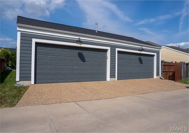 Photo 4 of Sale Pending at 3467 Wainwright St, Saint Charles, MO 63301 | MLS# MIS26047416 | Listing updated on 2026-09-05