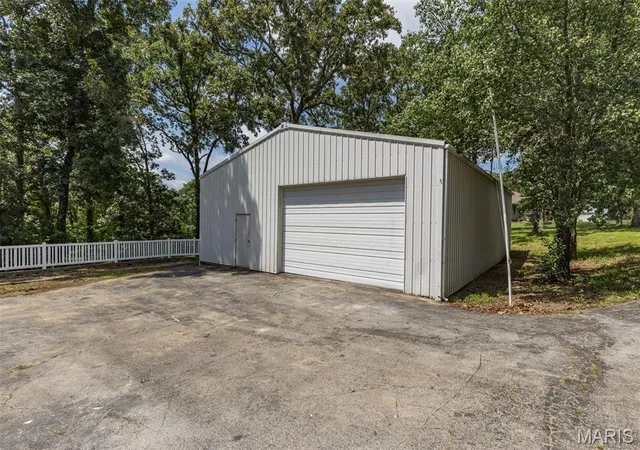 Photo 3 of House for sale at 13 Southwoods Dr, Festus, MO 63028 | MLS# MIS26047435 | Listing updated on 2026-09-29