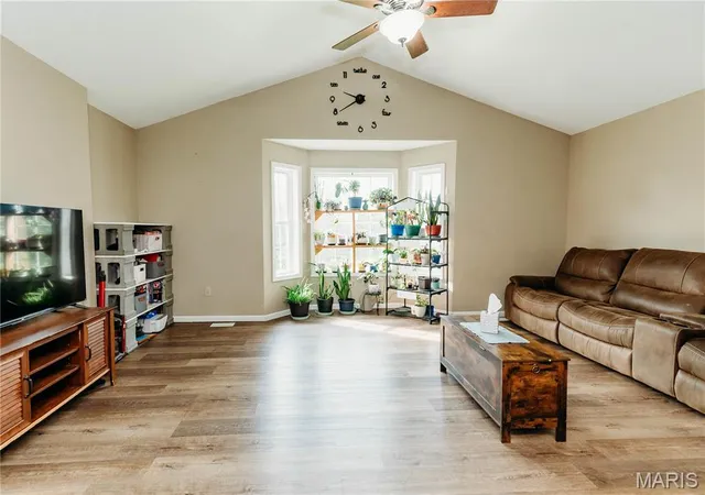 image of 120 Sweet Valley Cir, Crocker, MO 65452 | MLS# MIS26047447