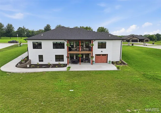 Photo 3 of Single family home for sale at 13819 Redfield Dr, Eugene, MO 65032 | MLS# MIS26047499 | Listing updated on 2026-10-27