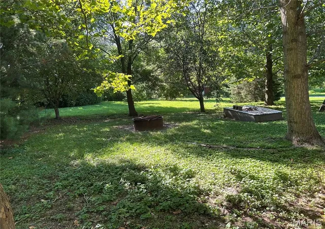 Photo 4 of Sale Pending at 455 E 2590 Ave, Ramsey, IL 62080 | MLS# MIS26047509 | Listing updated on 2026-10-14