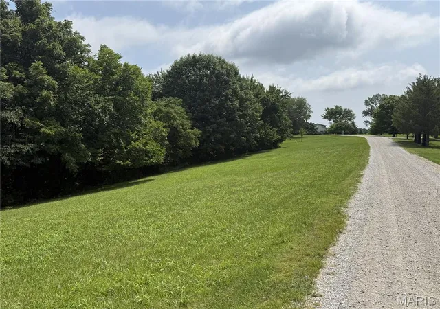 Photo 3 of Land for sale at 119 Coyote Crest Ln, Augusta, MO 63332 | MLS# MIS26047546 | Listing updated on 2026-07-27