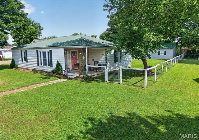 2nd image of 308 Thost St, Fredericktown, MO 63645 | MLS# MIS26047548