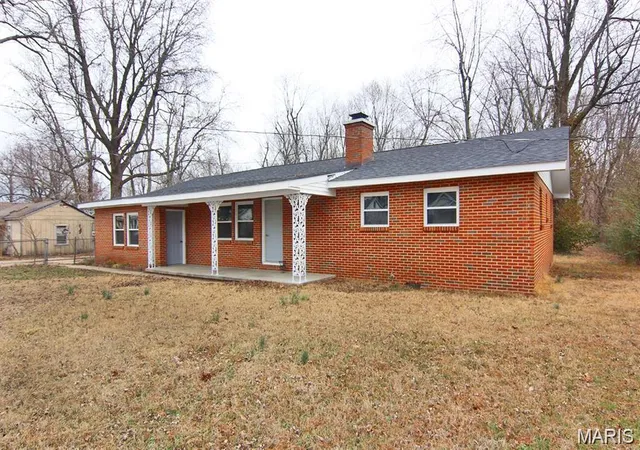 2nd image of 134 Reuben Ave, Sikeston, MO 63801 | MLS# MIS26047555