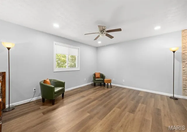 Photo 3 of Single family home for sale at 77 S Meadow Ln, Glen Carbon, IL 62034 | MLS# MIS26047558 | Listing updated on 2026-10-20