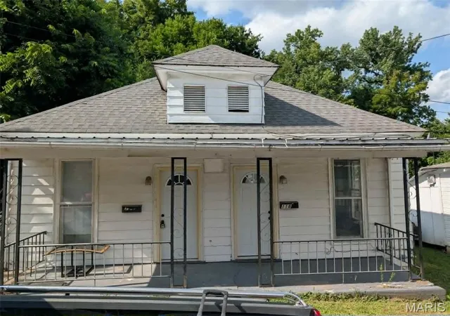 1st image of 118 120 O Fallon St, Hannibal, MO 63401 | MLS# MIS26047564