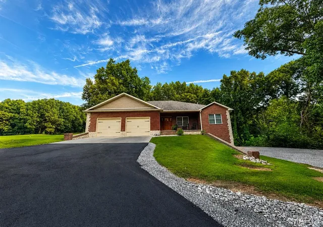 3rd image of 11254 Quail Hollow Cir, Dexter, MO 63841 | MLS# MIS26047580