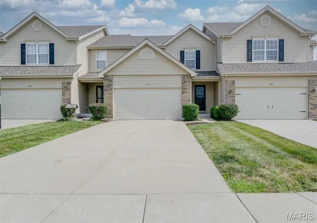 Photo 1 of Townhouse for sale at 1844 Sterling Oaks Dr, Saint Peters, MO 63376 | MLS# MIS26047582 | Listing updated on 2026-09-15