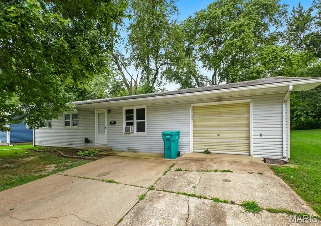 1st image of 71 Hannah St, Sullivan, MO 63080 | MLS# MIS26047597