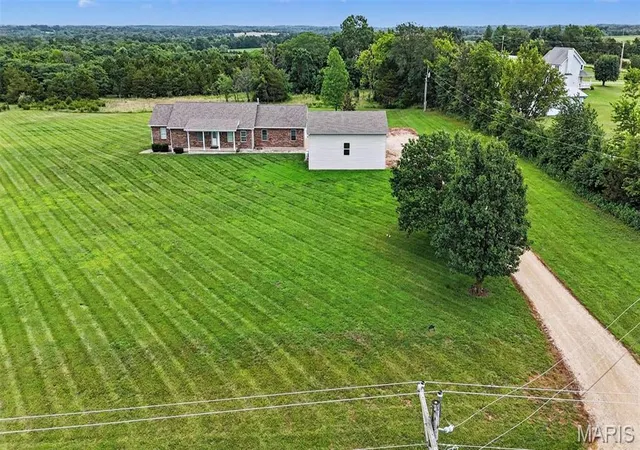 2nd image of 18292 Salem School Rd, Farmington, MO 63640 | MLS# MIS26047606