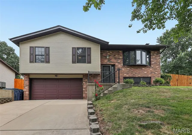 2nd image of 1326 Apollo Dr, Arnold, MO 63010 | MLS# MIS26047621