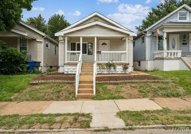 Photo 1 of Sale Pending at 3851 Neosho, St Louis, MO 63116 | MLS# MIS26047635 | Listing updated on 2026-08-12