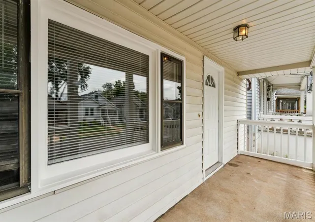 Photo 2 of Sale Pending at 3851 Neosho, St Louis, MO 63116 | MLS# MIS26047635 | Listing updated on 2026-08-12