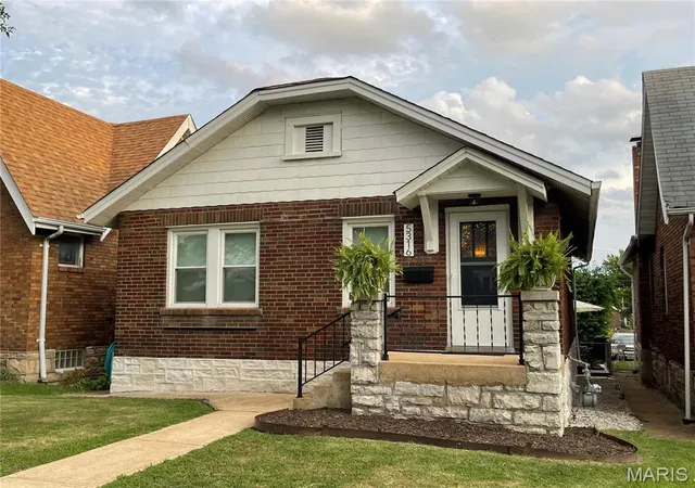 Photo 1 of Single family home for sale at 5316 N Chippewa St, Saint Louis, MO 63109 | MLS# MIS26047640 | Listing updated on 2026-09-04