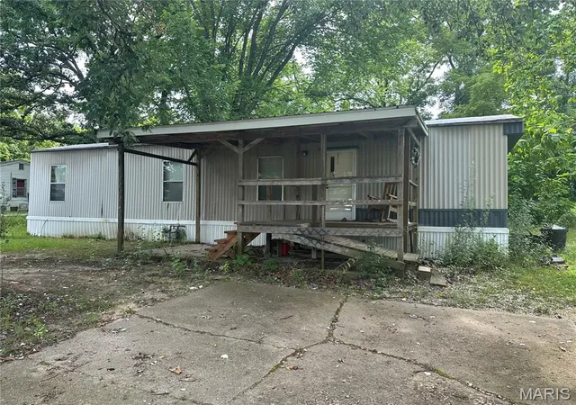 1st image of 605 S Park Ave, Salem, MO 65560 | MLS# MIS26047642