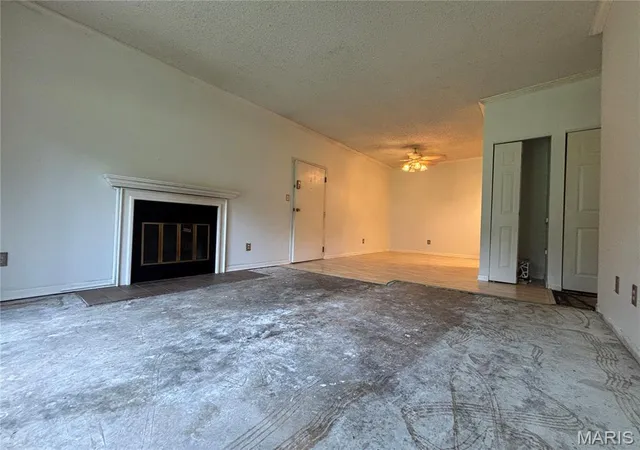 Photo 4 of Sale Pending at 13818 Amiot Dr #B, Saint Louis, MO 63146 | MLS# MIS26047648 | Listing updated on 2026-08-30