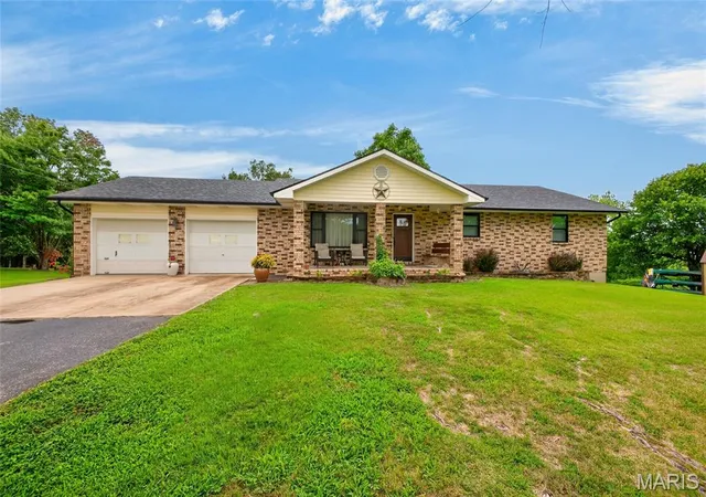 1st image of 23301 Rainbow Ln, Waynesville, MO 65583 | MLS# MIS26047657