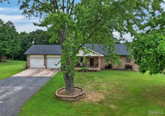 2nd image of 23301 Rainbow Ln, Waynesville, MO 65583 | MLS# MIS26047657