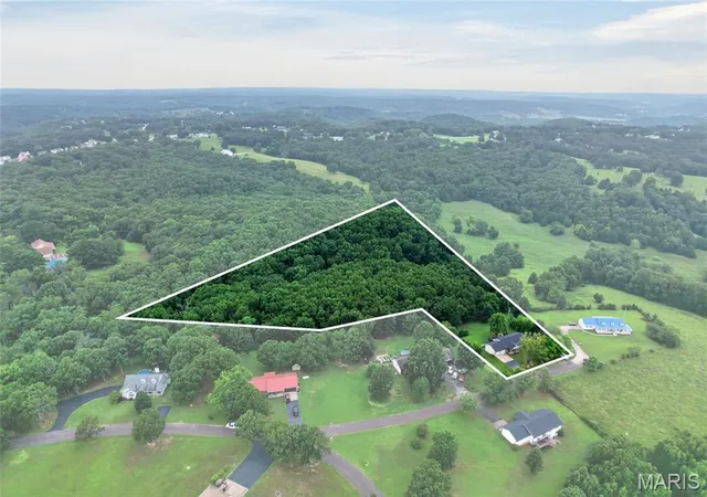 93rd image of 23301 Rainbow Ln, Waynesville, MO 65583 | MLS# MIS26047657