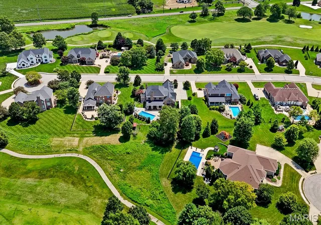 4th image of 513 Niblick Dr, Caseyville, IL 62232 | MLS# MIS26047659