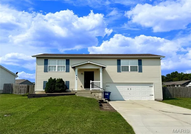 1st image of 823 Legolas Ln, Wright City, MO 63390 | MLS# MIS26047673