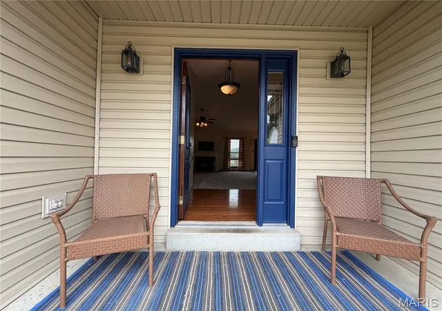 3rd image of 102 Winter Valley Dr, Fenton, MO 63026 | MLS# MIS26047702