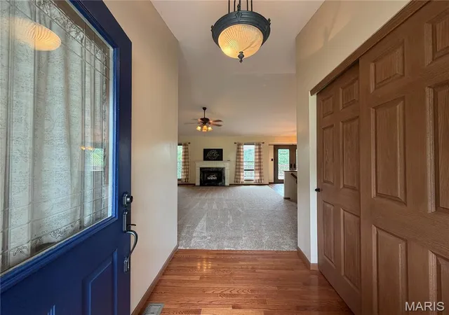 4th image of 102 Winter Valley Dr, Fenton, MO 63026 | MLS# MIS26047702