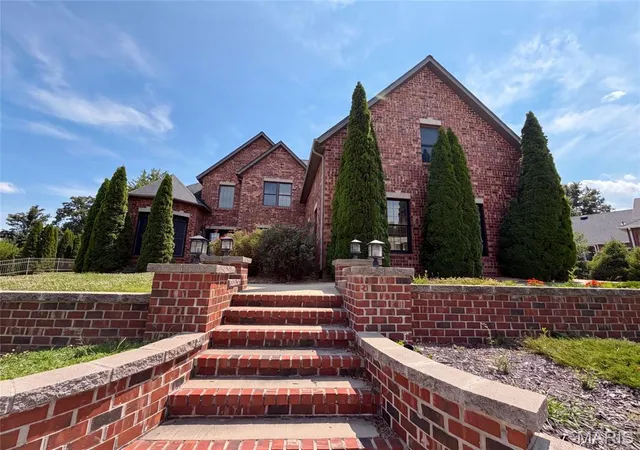Photo 1 of Single family home for sale at 120 Fox Hill Ct, Edwardsville, IL 62025 | MLS# MIS26047712 | Listing updated on 2026-09-14