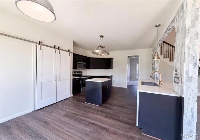 Photo 2 of Single family home for sale at 120 Fox Hill Ct, Edwardsville, IL 62025 | MLS# MIS26047712 | Listing updated on 2026-09-14