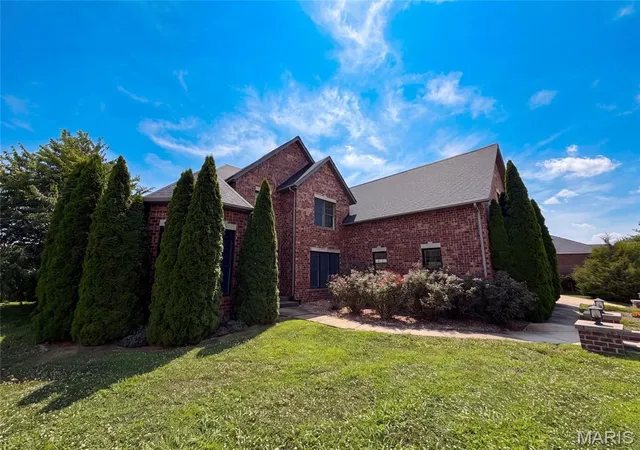 Photo 27 of Single family home for sale at 120 Fox Hill Ct, Edwardsville, IL 62025 | MLS# MIS26047712 | Listing updated on 2026-09-14