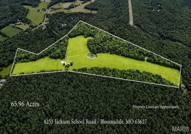 2nd image of 8253 Jackson School Rd, Bloomsdale, MO 63627 | MLS# MIS26047724