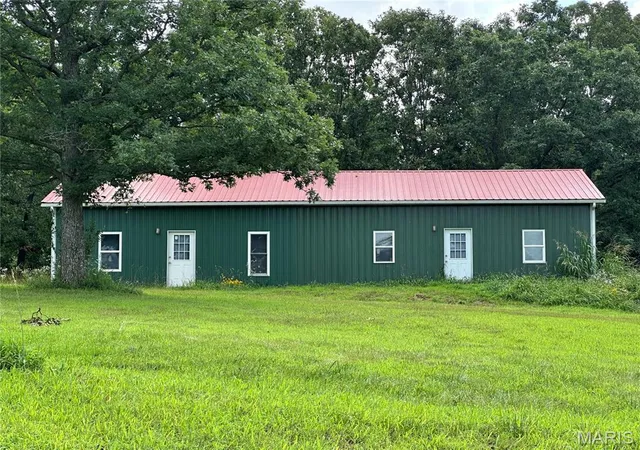 Photo 4 of Single family home for sale at 4554 Elkhead Rd, Bland, MO 65014 | MLS# MIS26047725 | Listing updated on 2026-08-25