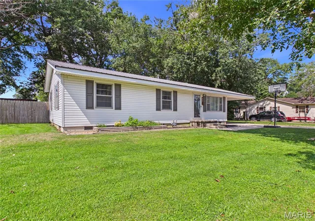 Photo 1 of Single family home for sale at 807 W Jenkins St, Advance, MO 63730 | MLS# MIS26047730 | Listing updated on 2026-09-21