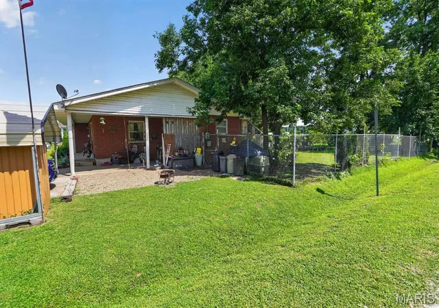 2nd image of 914 Delano St, Poplar Bluff, MO 63901 | MLS# MIS26047735