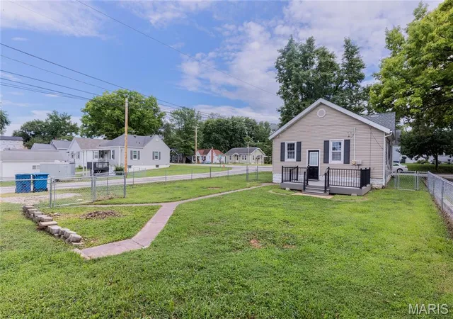 Photo 24 of Single family home for sale at 3660 Western Ave, Alton, IL 62002 | MLS# MIS26047736 | Listing updated on 2026-08-30
