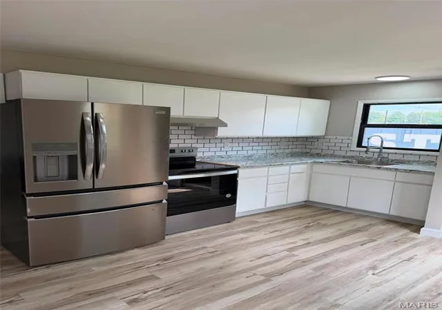 Photo 4 of Single family home for sale at 804 Royal Heights Rd, Belleville, IL 62226 | MLS# MIS26047747 | Listing updated on 2026-08-31