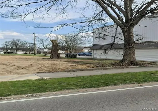 Photo 2 of Land for sale at 218 North Main Street, Dupo, IL 62239 | MLS# MIS26047749 | Listing updated on 2026-07-26