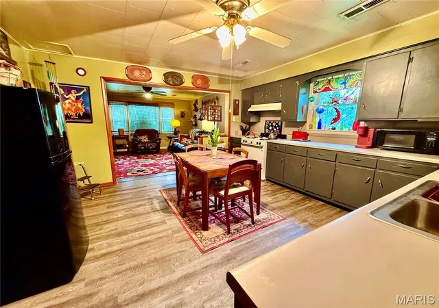 5th image of 507 Elmwood Ave, Scott City, MO 63780 | MLS# MIS26047750