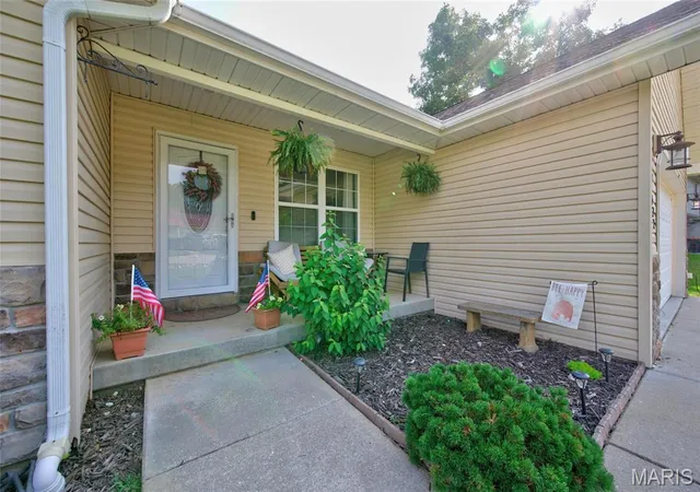 3rd image of 15677 Tundra St, Saint Robert, MO 65584 | MLS# MIS26047754