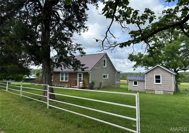 Single family home for sale at 4559 Elk Head Rd, Bland, MO 65014 | MLS# MIS26047762