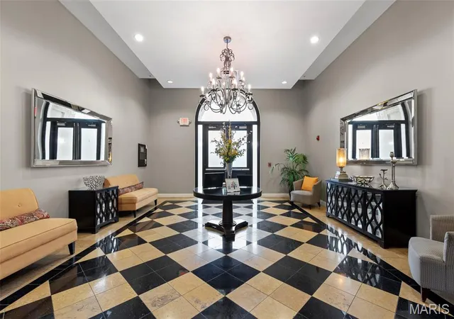 Photo 2 of Sale Pending at 1515 Lafayette Ave #318, Saint Louis, MO 63104 | MLS# MIS26047764 | Listing updated on 2026-08-06