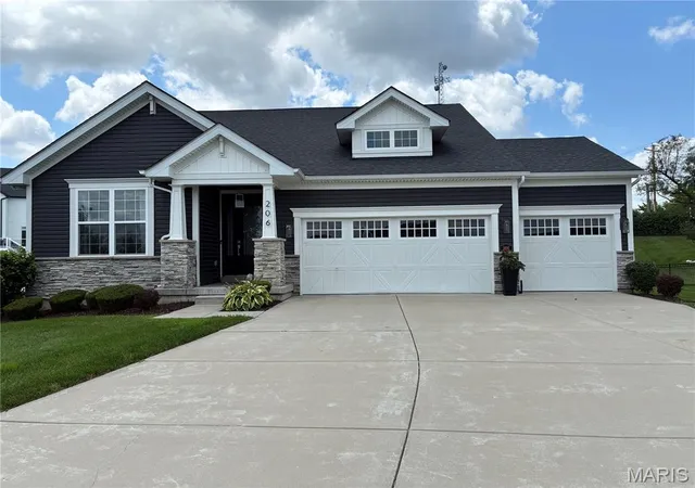 Photo 1 of Sale Pending at 206 Menslage Ct, Saint Charles, MO 63301 | MLS# MIS26047775 | Listing updated on 2026-08-23