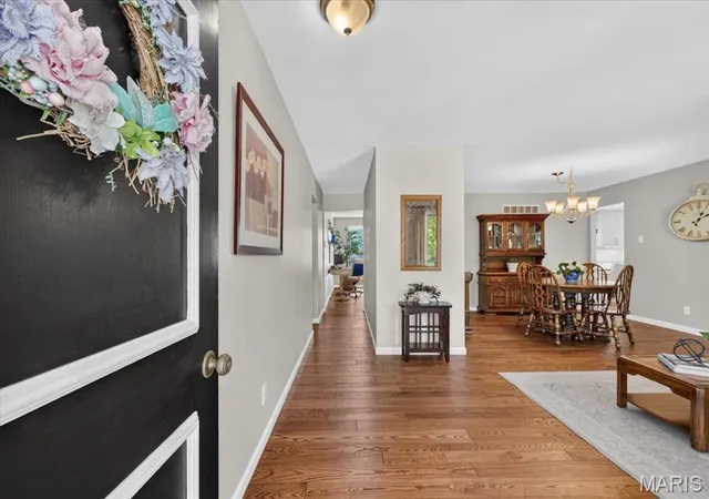 5th image of 4708 Kingbird Ln, Saint Louis, MO 63128 | MLS# MIS26047781