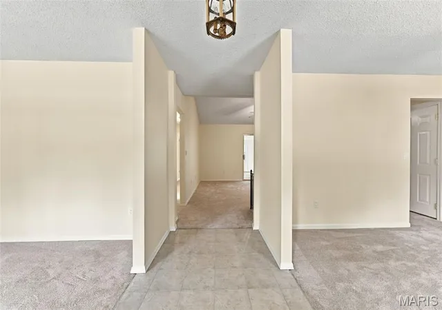 Photo 2 of Single family home for sale at 807 Nykiel Ct, Ballwin, MO 63011 | MLS# MIS26047794 | Listing updated on 2026-09-19