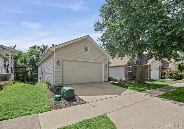 Photo 3 of Single family home for sale at 2423 Shiva Ct, Wildwood, MO 63011 | MLS# MIS26047796 | Listing updated on 2026-09-21