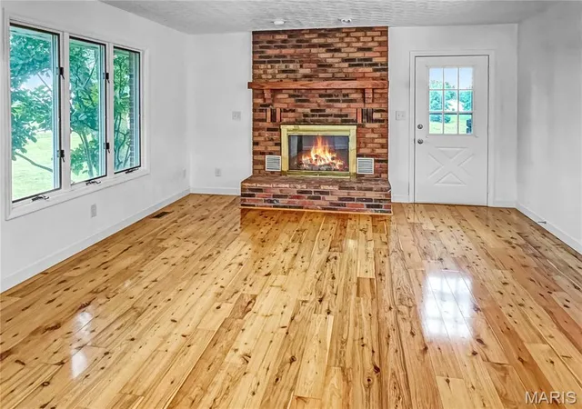 Photo 2 of Single family home for sale at 4600 Hilltop Dr, Washington, MO 63090 | MLS# MIS26047801 | Listing updated on 2026-09-20