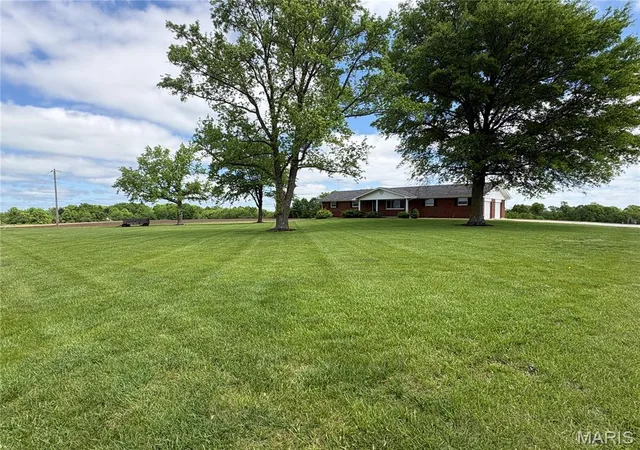 Photo 1 of Sale Pending at 11421 State Hwy M, Wright City, MO 63390 | MLS# MIS26047814 | Listing updated on 2026-09-03