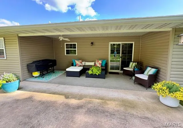 4th image of 210 Stone Ridge Dr, Hannibal, MO 63401 | MLS# MIS26047816