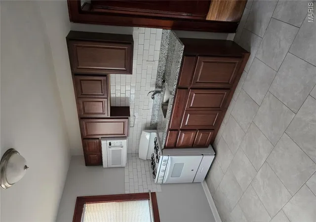Photo 4 of Multi family home for sale at 4958 Parker Ave, Saint Louis, MO 63139 | MLS# MIS26047826 | Listing updated on 2026-10-03