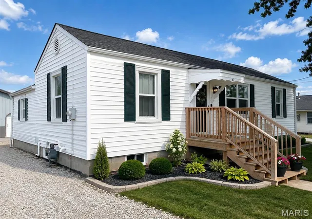 1st image of 16 Maryknoll Rd, Old Monroe, MO 63369 | MLS# MIS26047834
